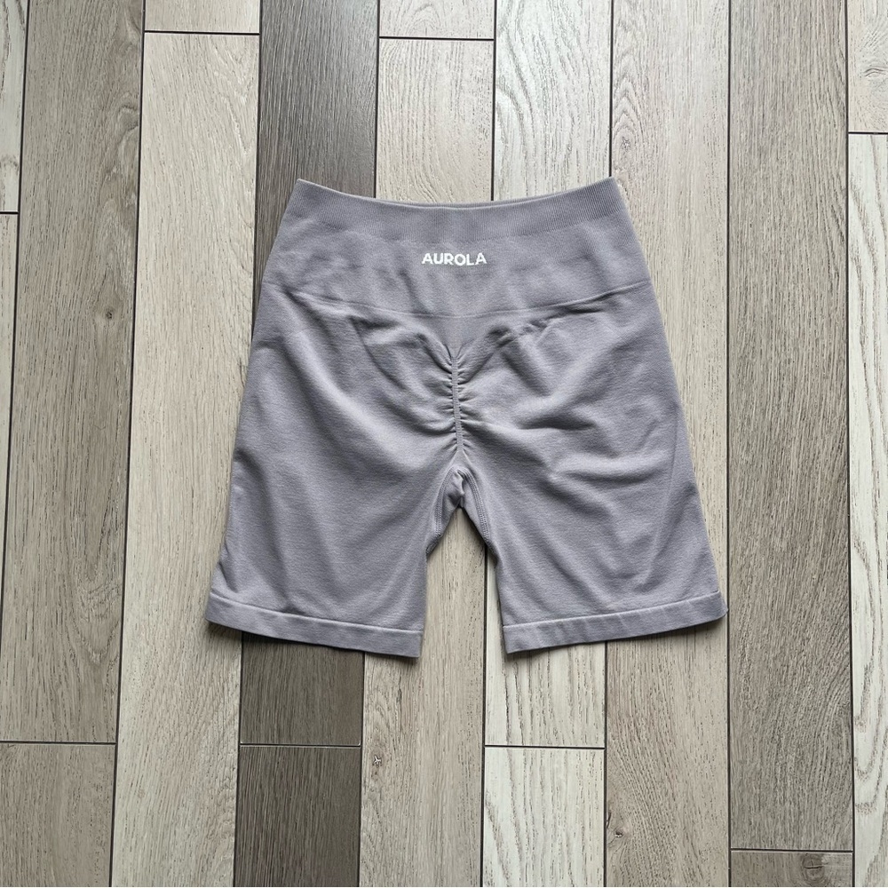 AUROLA Gray Biker Shorts